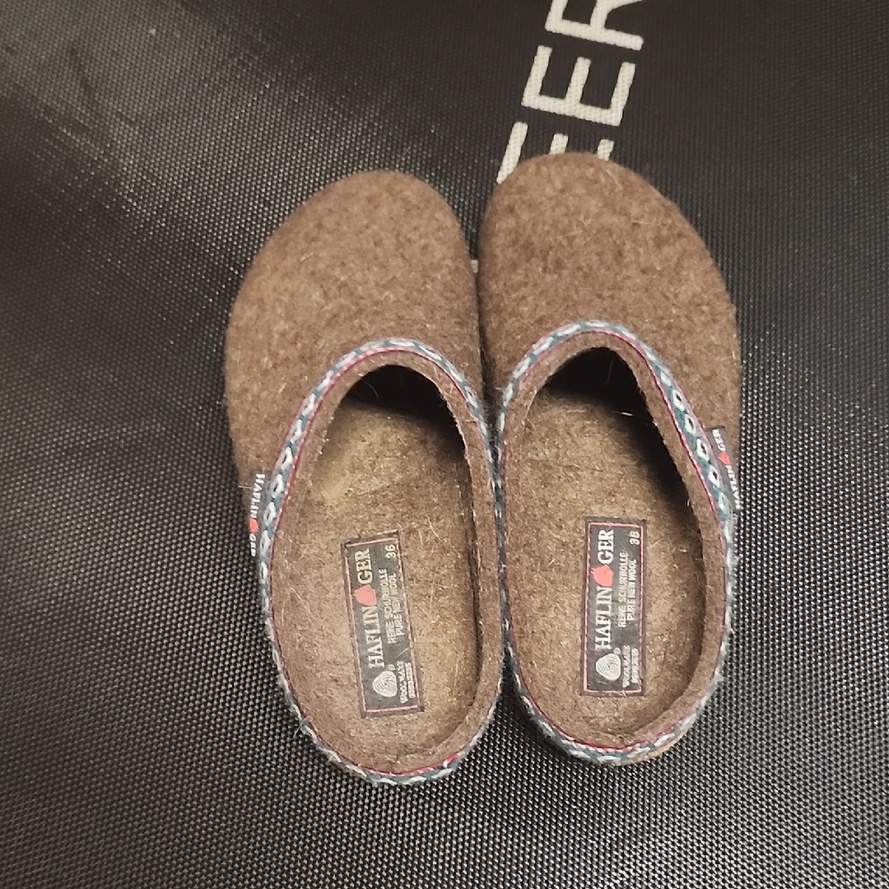 Haflinger Pure New Wool Clogs Note Small Crack In Sole. Pic#6 154$ On Amazon